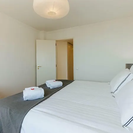 Rent4rest Graca River View With Parking Lisboa