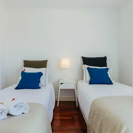 公寓 Rent4rest Graca River View With Parking Lisboa